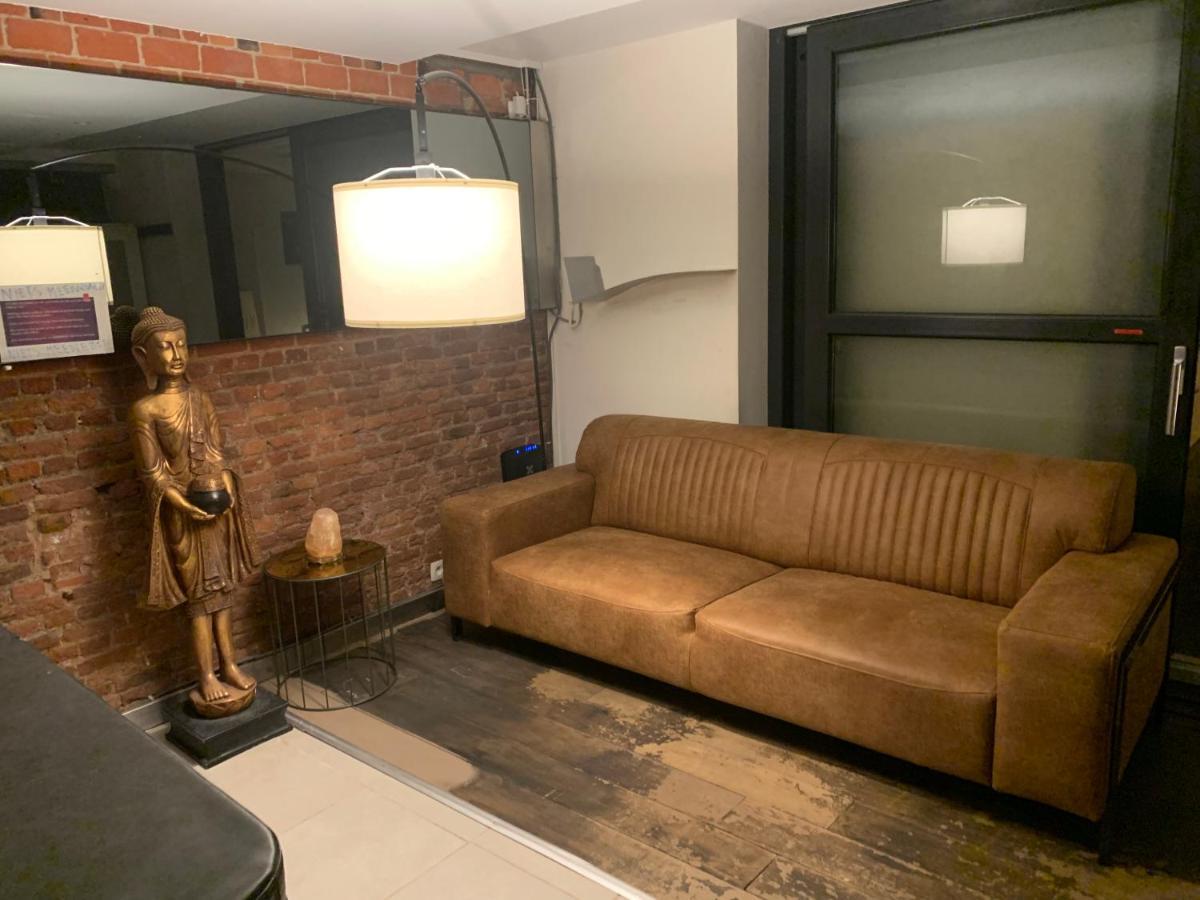 Nice And Cosy Place With Jacuzzi And Sauna To Relax In The Centre Of 安特卫普 外观 照片